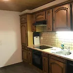 Simple Flat 72 M2 In The Centre Of With Private Parking Apartman *