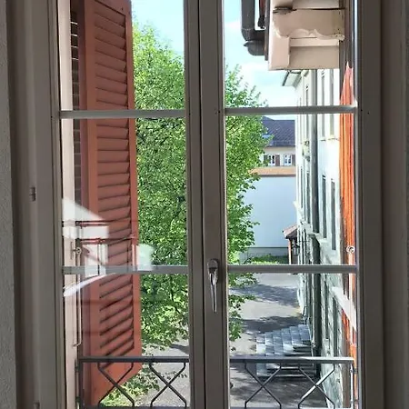 Simple Flat 72 M2 In The Centre Of With Private Parking *