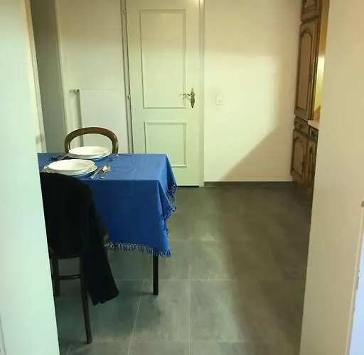 Apartmán Simple Flat 72 M2 In The Centre Of With Private Parking Burgdorf